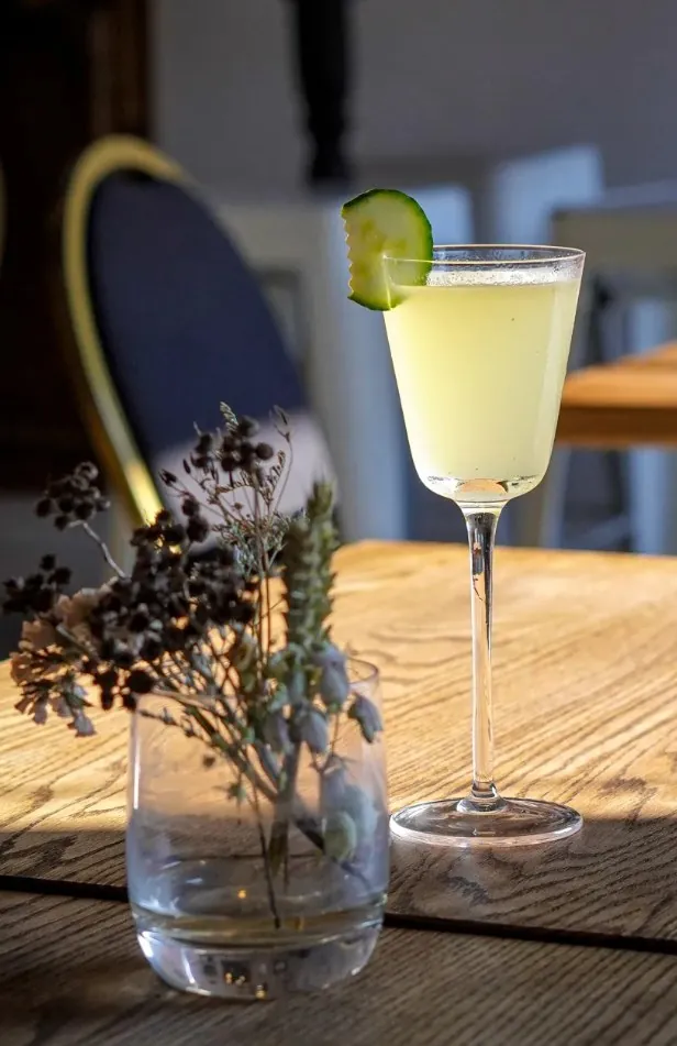 ALKA glassware