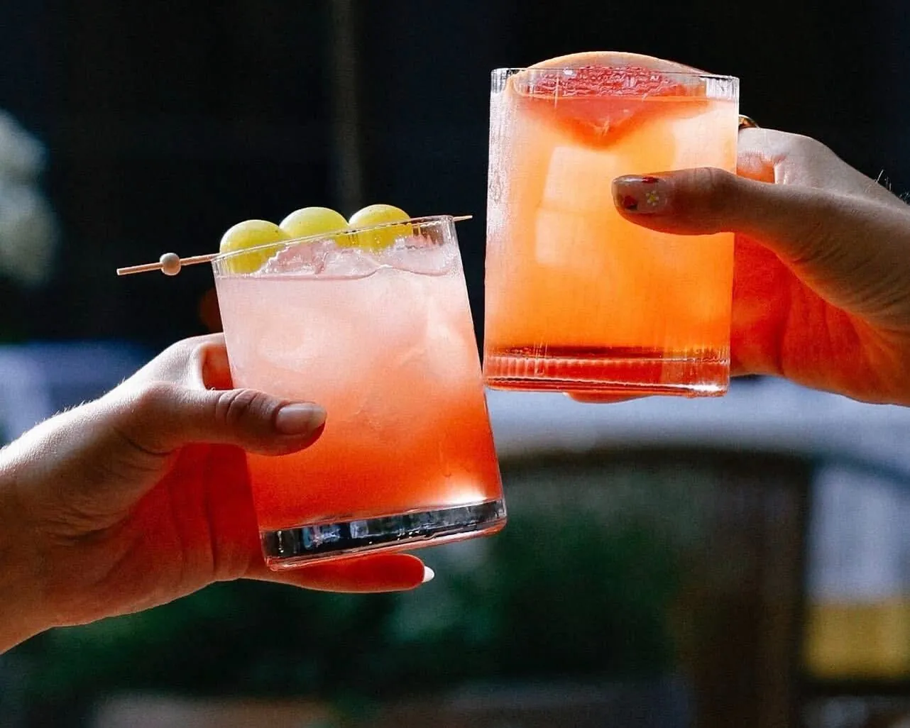 Alambika Pro glassware in service