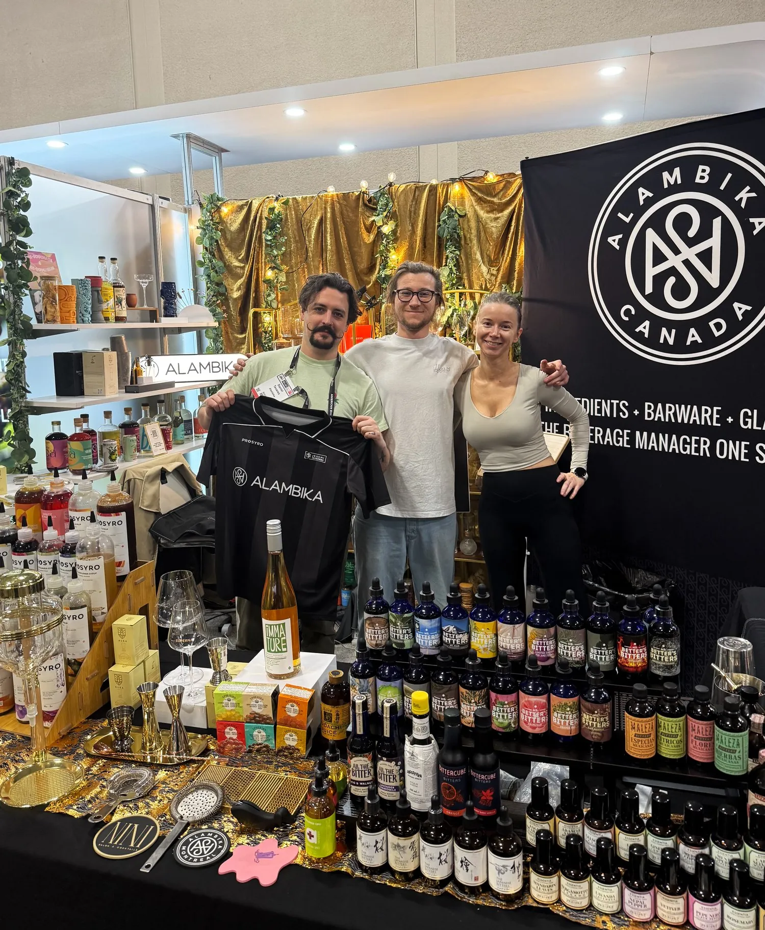The Alambika Canada booth — Daniel, Mathieu and Vesta